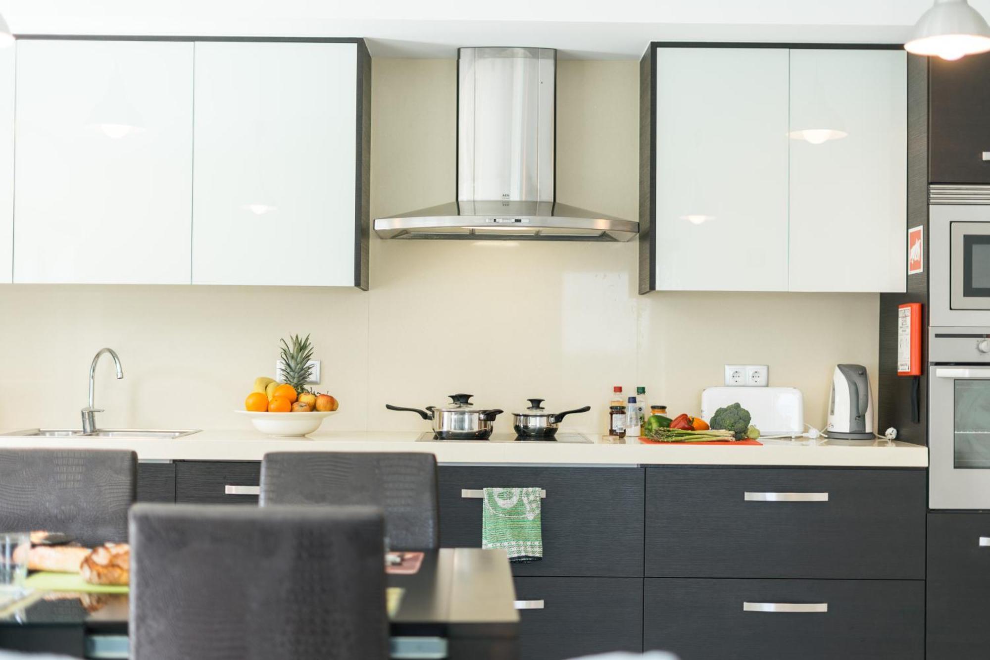 Best Houses 02 - Brand New, Modern & Cozy - Steps From The Beach Consolacao Luaran gambar