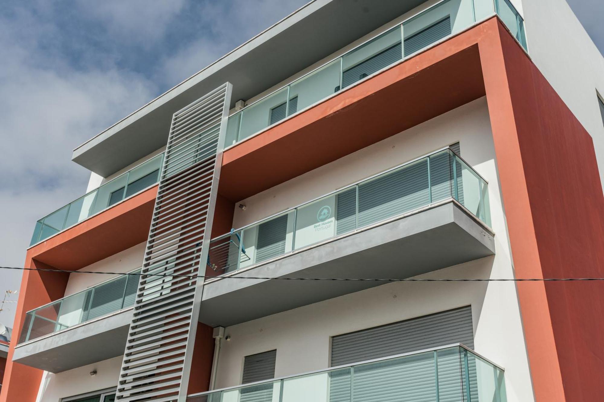 Best Houses 02 - Brand New, Modern & Cozy - Steps From The Beach Consolacao Luaran gambar
